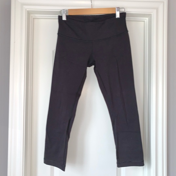 Lululemon 21” Cropped Leggings (US 6) - Picture 1 of 10